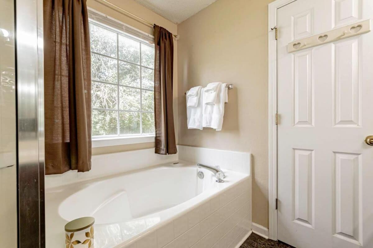 Aerie Oaks Cottage-5Min To Lake, 20Min To Columbia Lexington Dış mekan fotoğraf